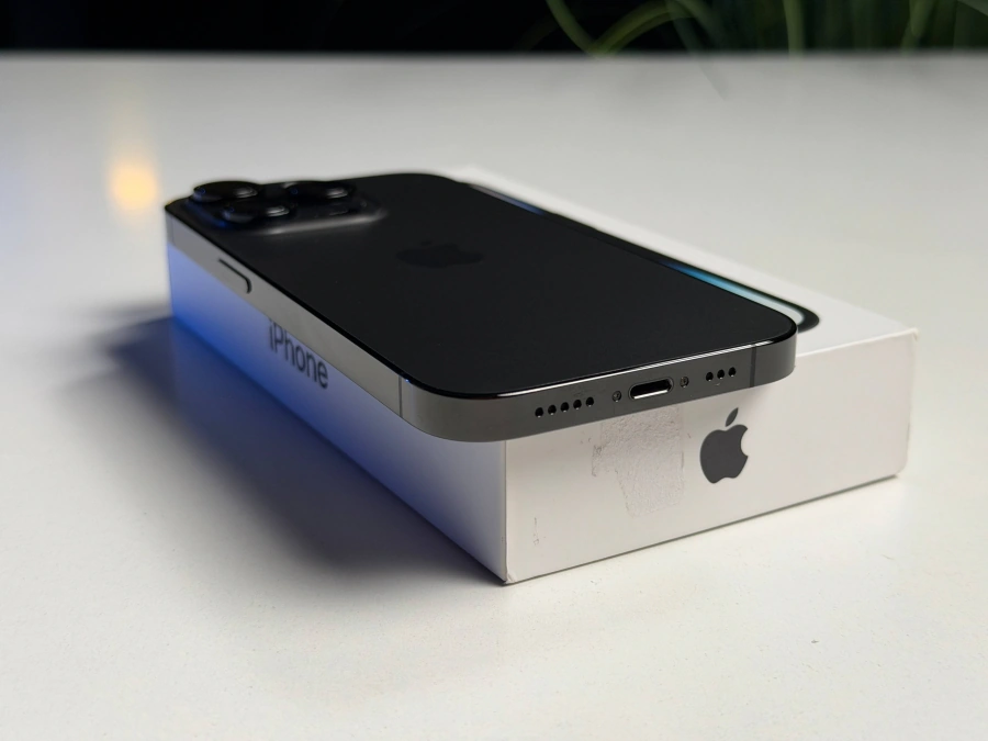ВЖИВАНИЙ Б/У Apple iPhone 14 Pro 256GB Space Black (MQ0T3) - Состояние: хорошее | Аккумулятор: 100% | Комплектация: полный | Гарантия: 3 мес.