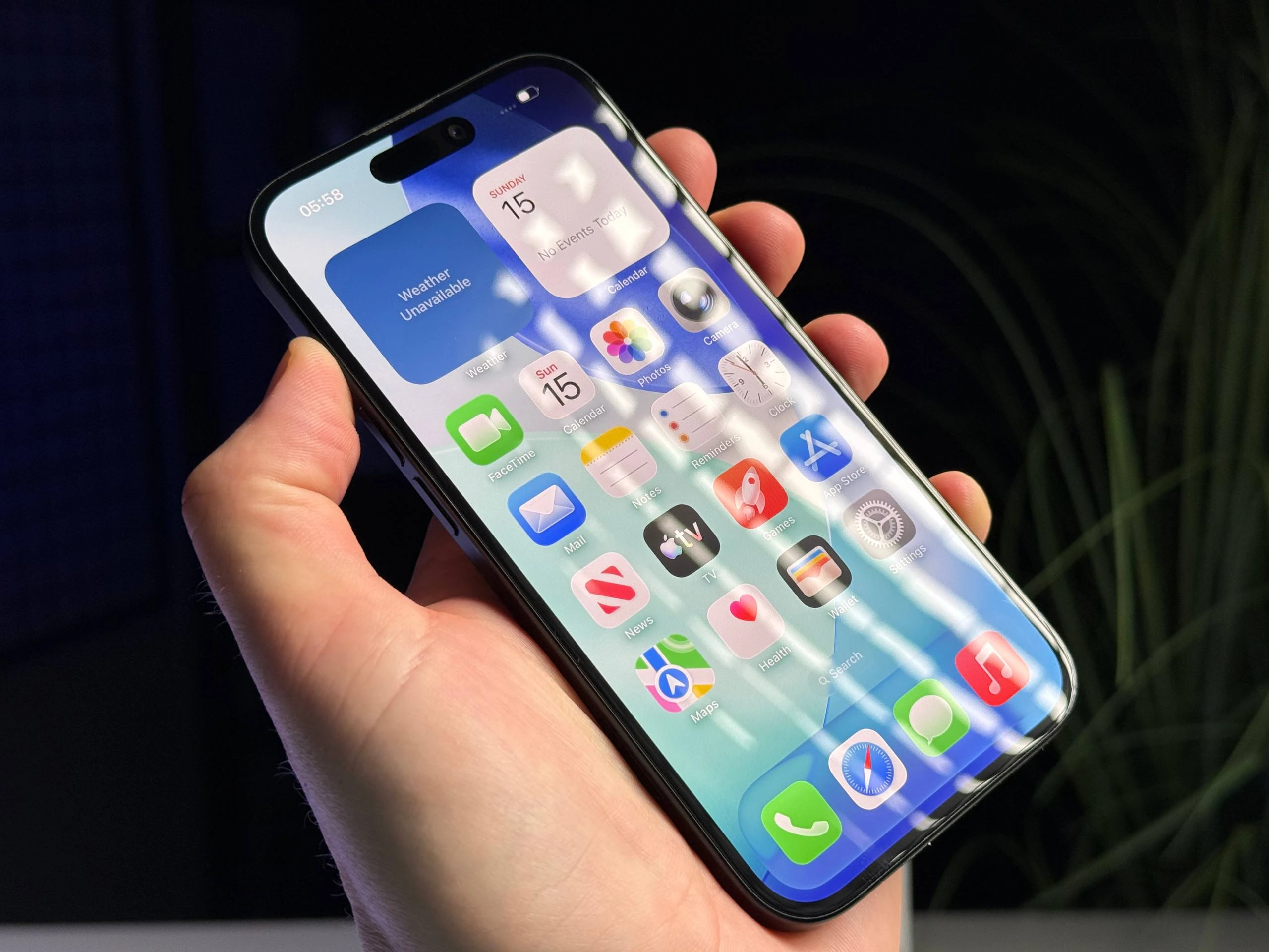 ВЖИВАНИЙ Б/У Apple iPhone 15 128GB Black (MTP03) - Стан: гарний | Акумулятор: 100% | Комплектація: повний | Гарантія: 3 міс.