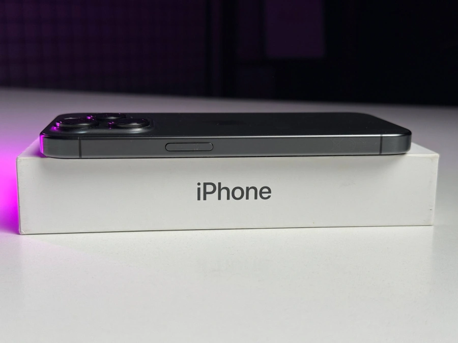 ВЖИВАНИЙ Б/У Apple iPhone 15 Pro 128GB Black Titanium (MTUV3) - Стан: гарний | Акумулятор: 89% | Комплектація: повний | Гарантія: 3 міс.