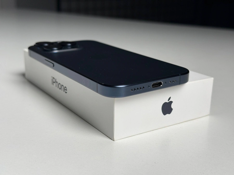 ВЖИВАНИЙ Б/У Apple iPhone 15 Pro 512GB Blue Titanium (MTVA3) - Стан: гарний | Акумулятор: 87% | Комплектація: повний | Гарантія: 3 міс.