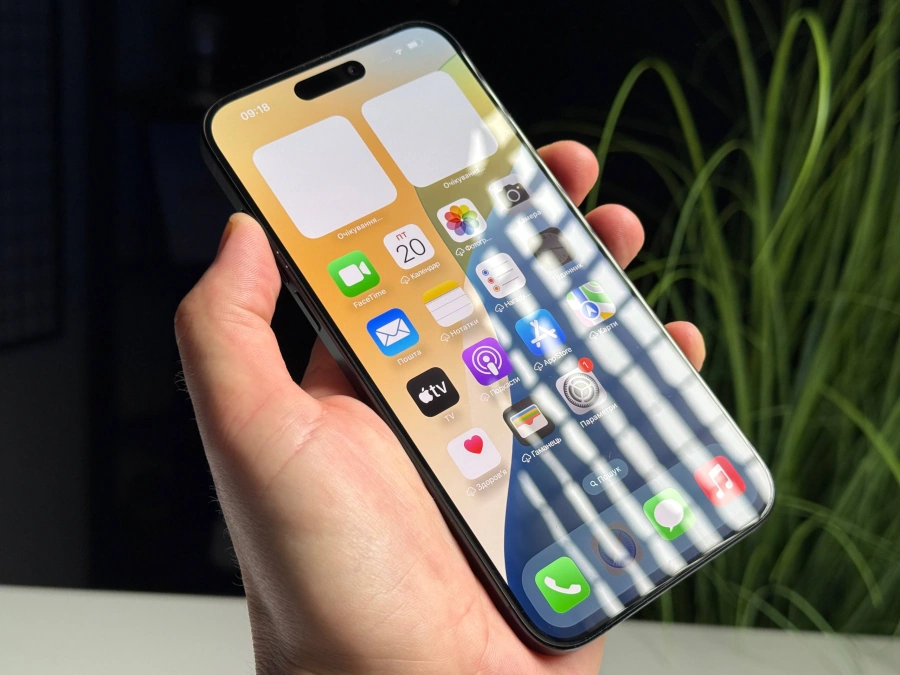 ВЖИВАНИЙ Б/У Apple iPhone 15 Pro Max 256GB Blue Titanium (MU7A3) - Состояние: хороший | Аккумулятор: 91% | Комплектация: iPhone, кабель | Гарантия: 3 мес.