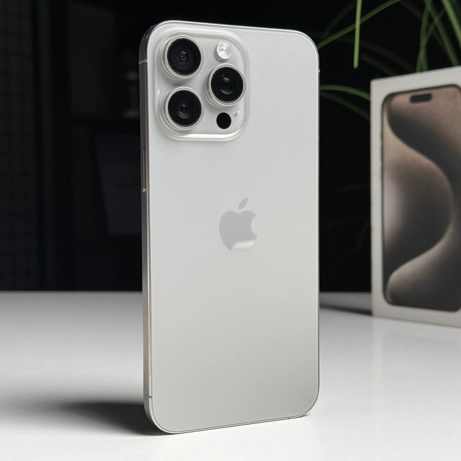 ВЖИВАНИЙ Б/У Apple iPhone 15 Pro Max 256GB Natural Titanium (MU793) - Состояние: хороший | Аккумулятор: 100% | Комплектация: полный | Гарантия: 3 мес.