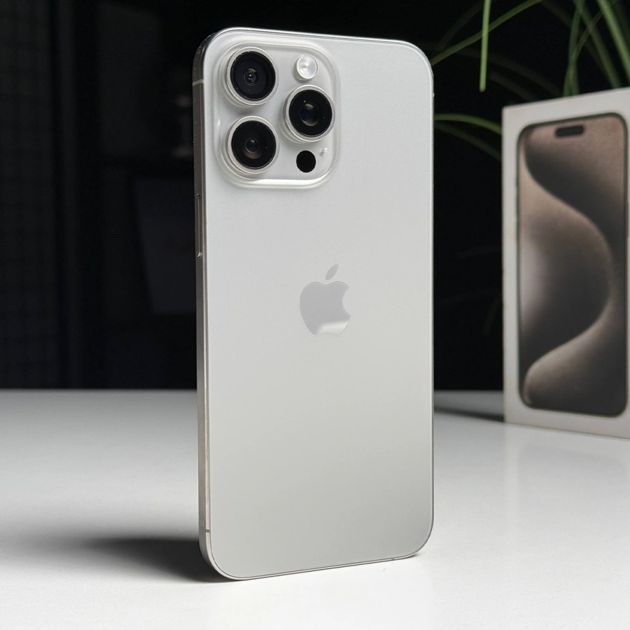 ВЖИВАНИЙ Б/У Apple iPhone 15 Pro Max 512GB Natural Titanium (MU7E3) - Стан: гарний | Акумулятор: 100% | Комплектація: повний | Гарантія: 3 міс.
