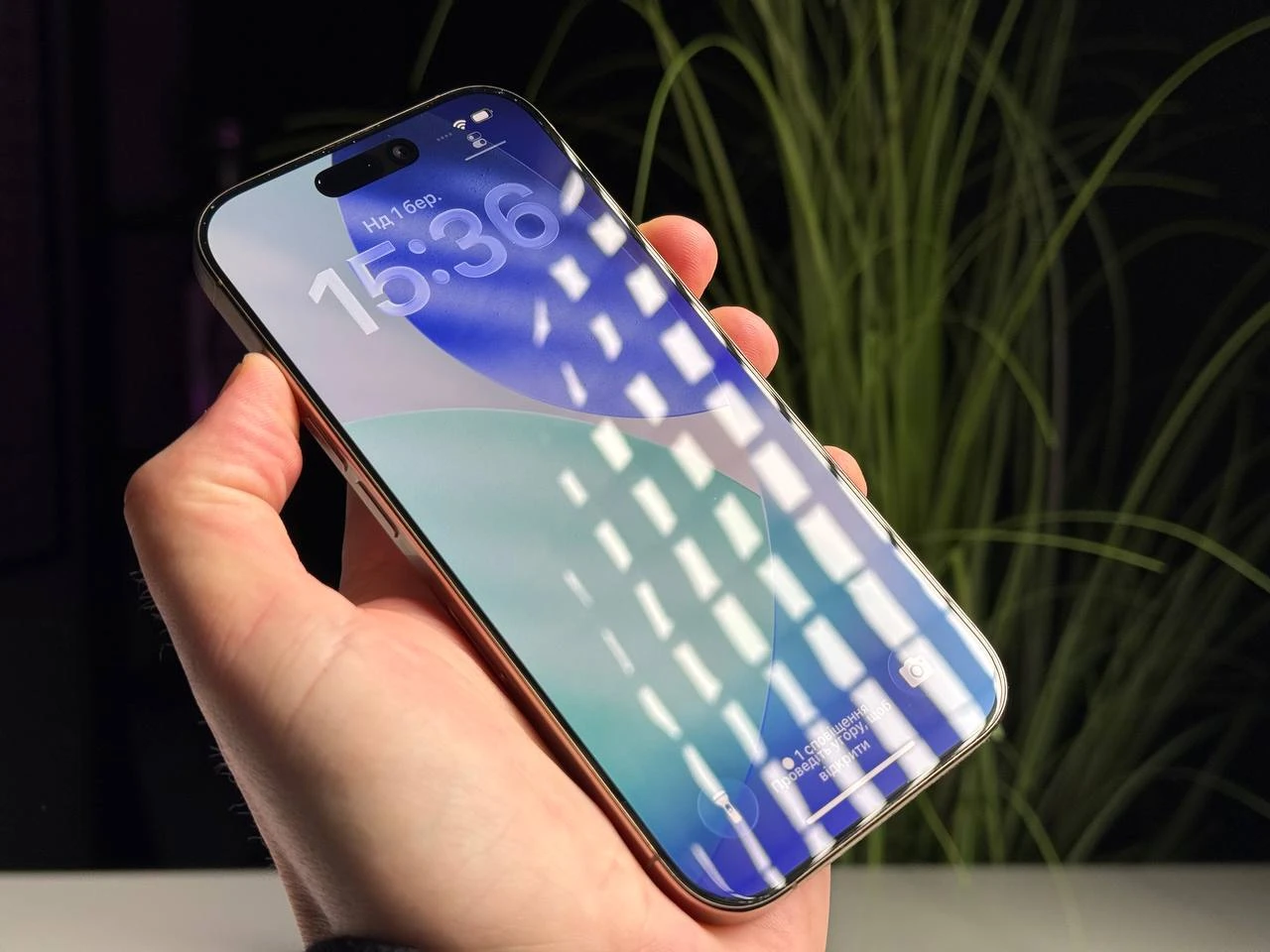 ВЖИВАНИЙ Б/У Apple iPhone 16 Pro 256GB Desert Titanium (MYNK3) - Состояние: идеальный | Аккумулятор: 91% | Комплектация: полный | Гарантия: 3 мес.