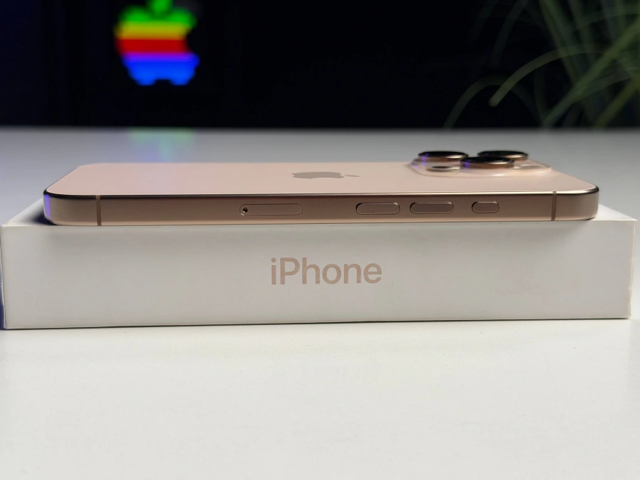 ВЖИВАНИЙ Б/У Apple iPhone 16 Pro 256GB Desert Titanium (MYNK3) - Стан: гарний | Акумулятор: 98% | Комплектація: повний | Гарантія: 3 міс.