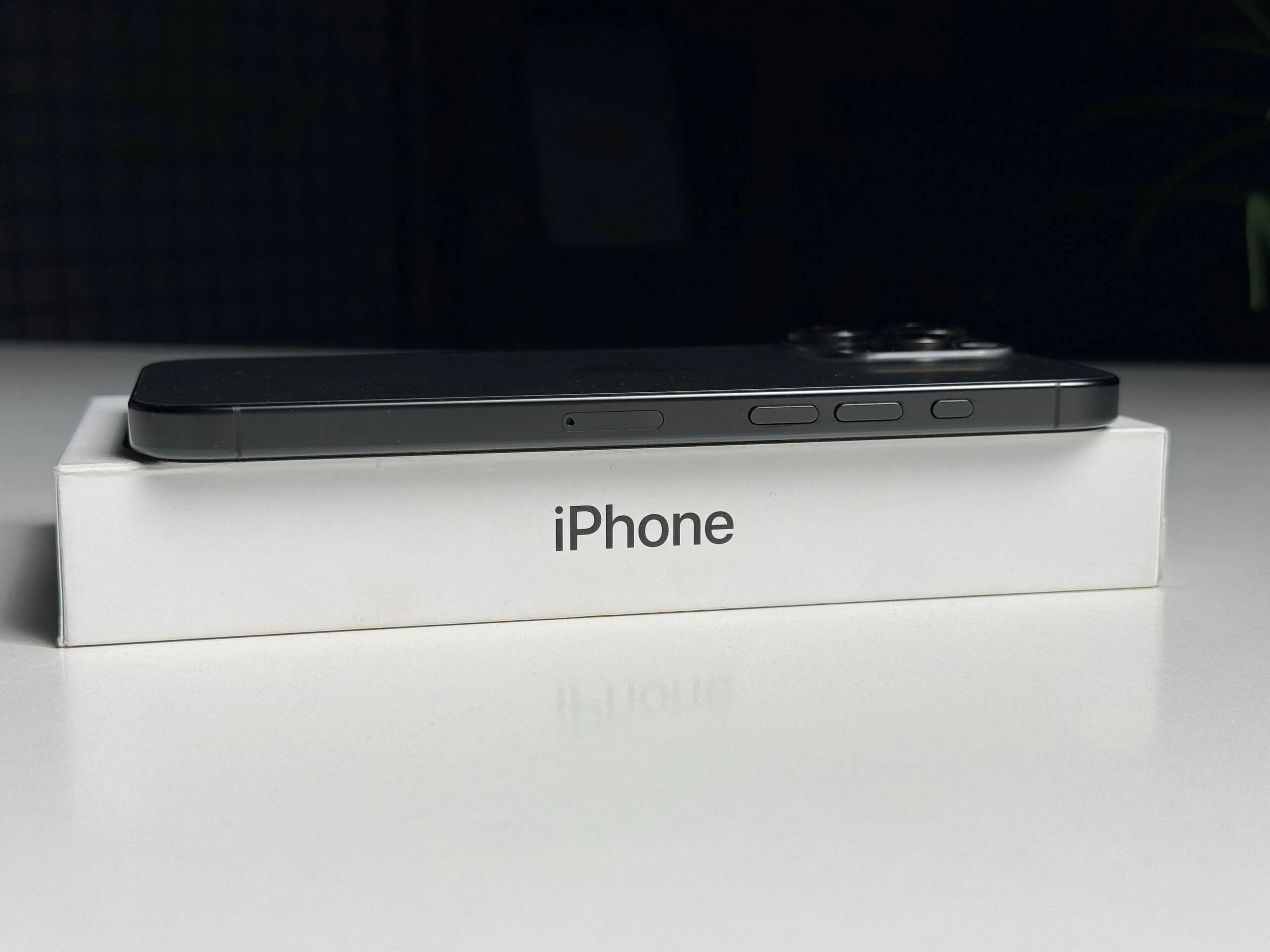 ВЖИВАНИЙ Б/У Apple iPhone 16 Pro Max 256GB Black Titanium (MYWV3) - Стан: гарний | Акумулятор: 89% | Комплектація: повний | Гарантія: 3 міс.