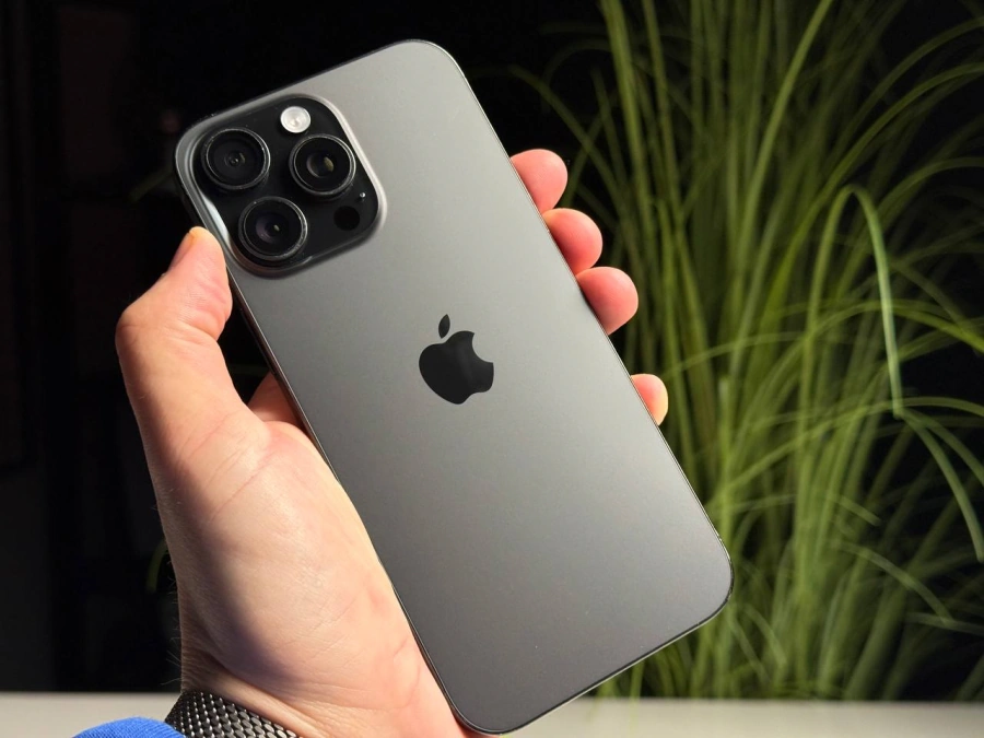 ВЖИВАНИЙ Б/У Apple iPhone 16 Pro Max 256GB Black Titanium (MYWV3) - Состояние: хороший | Аккумулятор: 100% | Комплектация: полный | Гарантия: 3 мес.