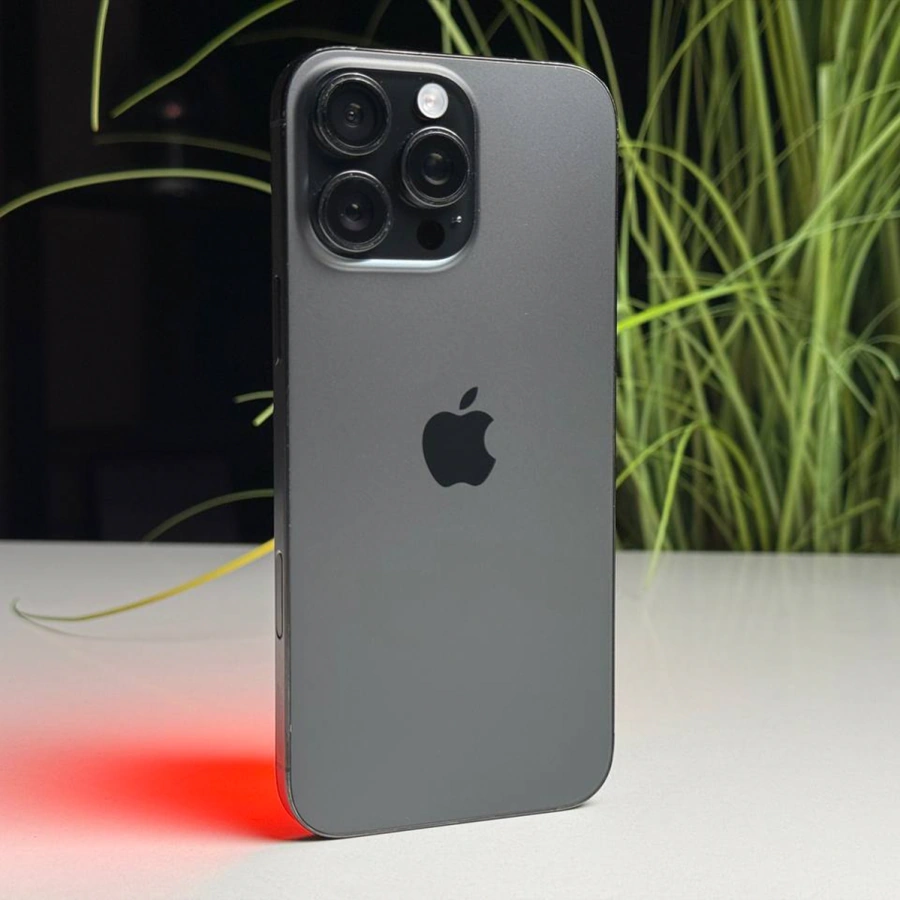 ВЖИВАНИЙ Б/У Apple iPhone 16 Pro Max 256GB Black Titanium (MYWV3) - Состояние: хороший | Аккумулятор: 100% | Комплектация: полный | Гарантия: 3 мес.