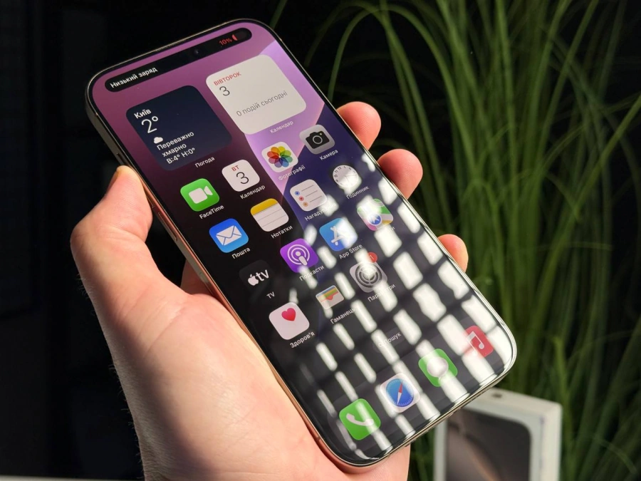 ВЖИВАНИЙ Б/У Apple iPhone 16 Pro Max 256GB Desert Titanium (MYWX3) - Стан: гарний | Акумулятор: 92% | Комплектація: повний | Гарантія: 3 міс.