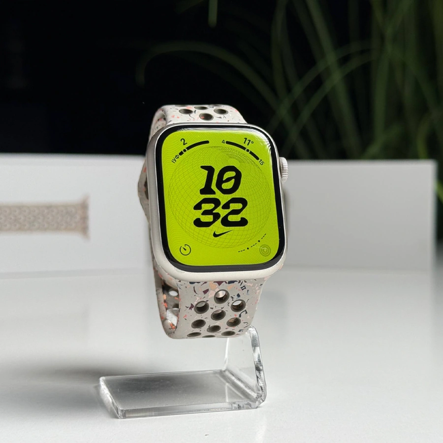 ВЖИВАНИЙ Б/У Apple Watch Series 9 GPS 45mm Starlight Aluminum Case with Desert Stone Nike Sport Band - M/L (MR973) - Состояние: хороший | Аккумулятор: 100% | Комплектация: полный | Гарантия: 3 мес.