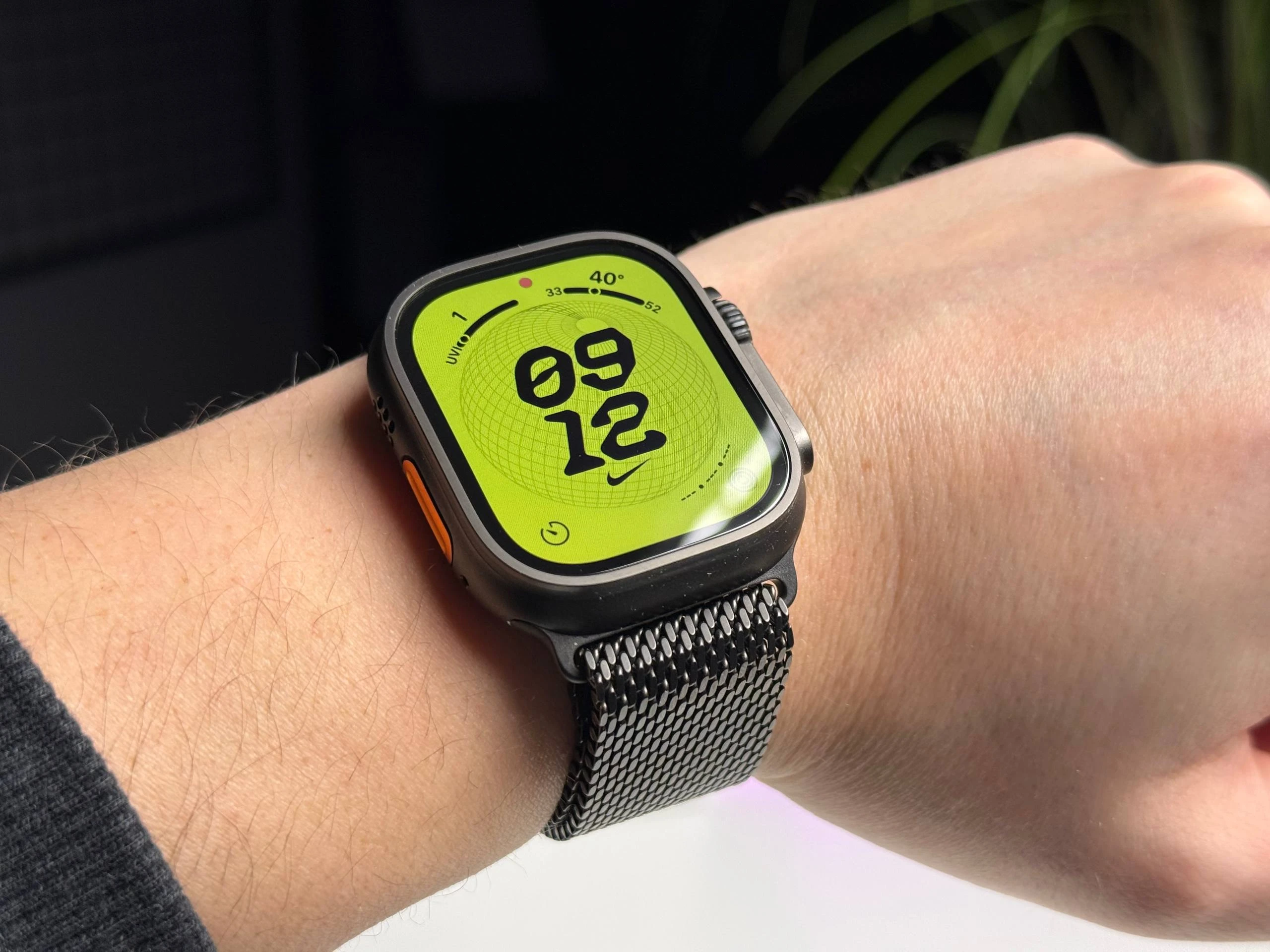 ВЖИВАНИЙ Б/У Apple Watch Ultra 2 2024 GPS + Cellular 49mm Black Titanium Case with Black Titanium Milanese Loop - Medium (MX5U3) - Состояние: хороший | Аккумулятор: 100% | Комплектация: полный | Гарантия: 3 мес.