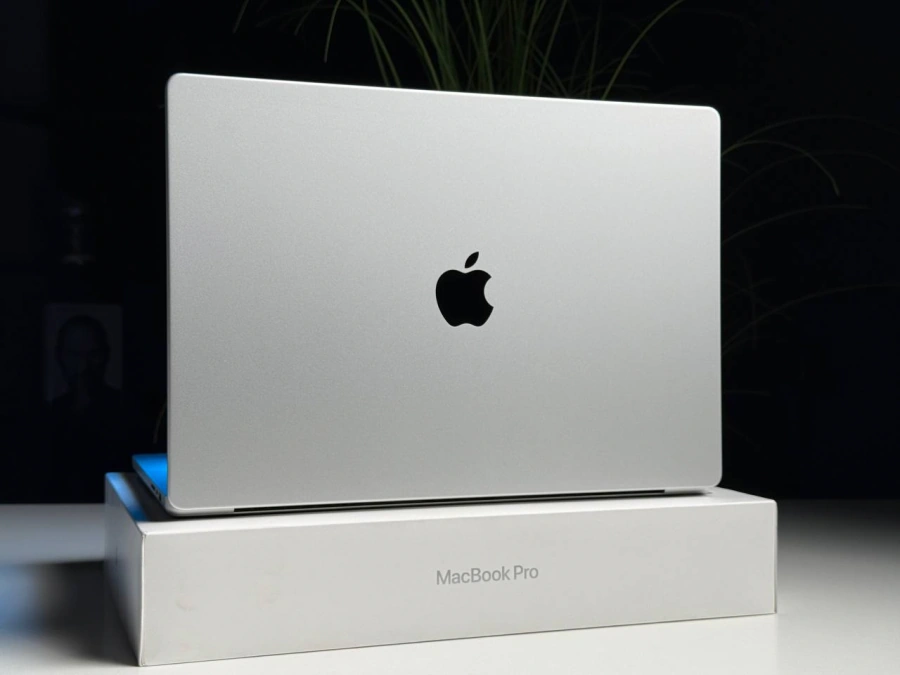ВЖИВАНИЙ Б/У MacBook Pro 16" Silver (MK1E3) 2021 - Состояние: хороший | Аккумулятор: 86% | Комплектация: полный | Гарантия: 3 мес.