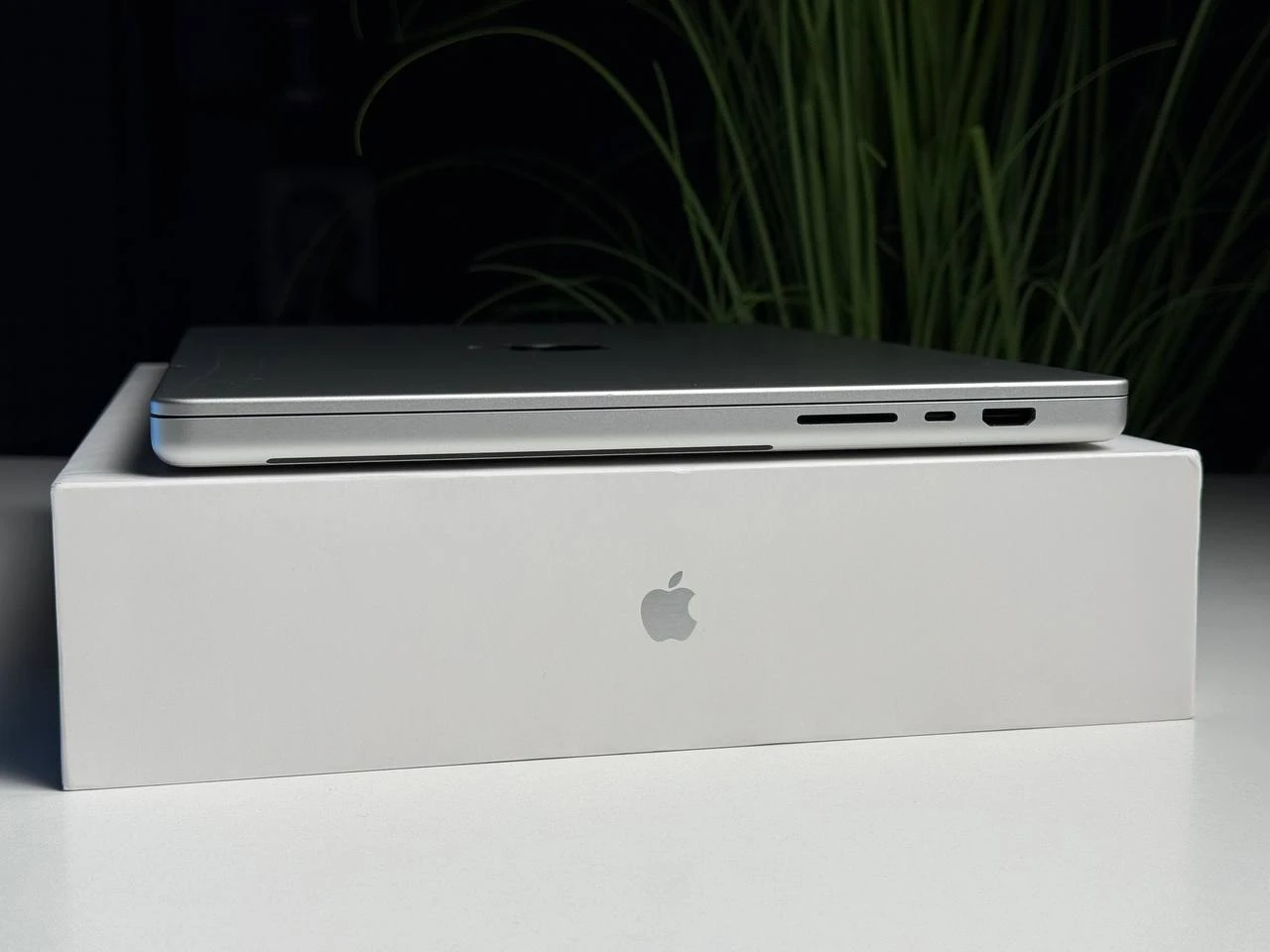 ВЖИВАНИЙ Б/У MacBook Pro 16" Silver (MK1E3) 2021 - Стан: гарний | Акумулятор: 86% | Комплектація: повний | Гарантія: 3 міс.