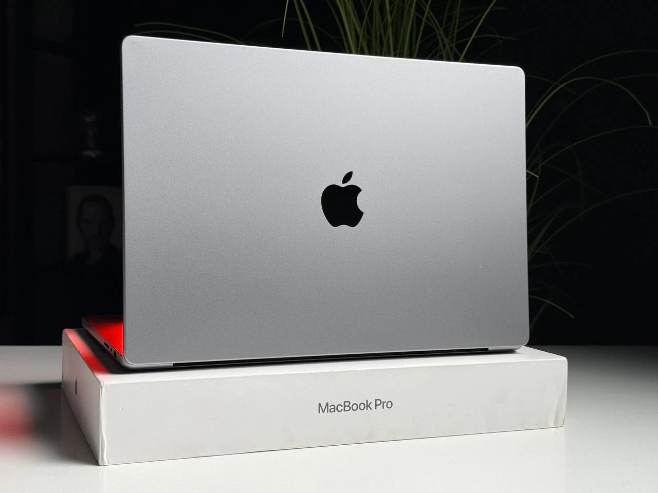 ВЖИВАНИЙ Б/У MacBook Pro 16" Space Gray (MK183) 2021 - Стан: гарний | Акумулятор: 83% | Комплектація: повний | Гарантія: 3 міс.