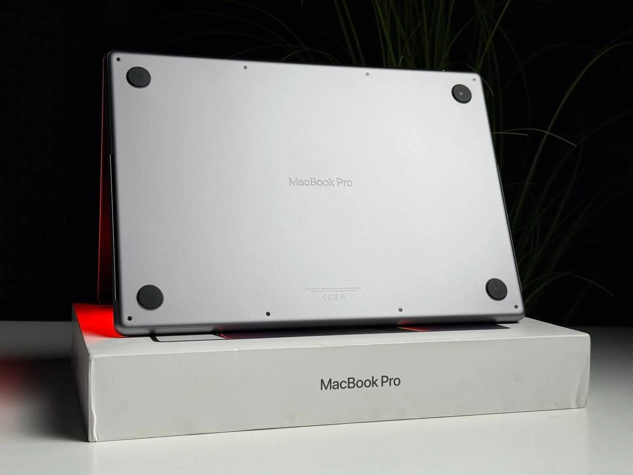 ВЖИВАНИЙ Б/У MacBook Pro 16" Space Gray (MK183) 2021 - Стан: гарний | Акумулятор: 83% | Комплектація: повний | Гарантія: 3 міс.