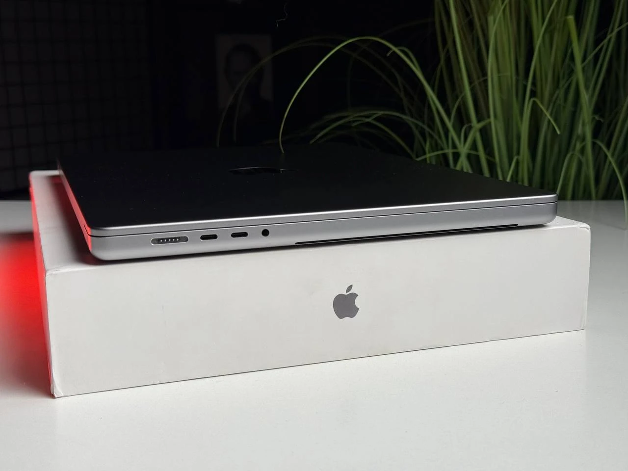 ВЖИВАНИЙ Б/У MacBook Pro 16" Space Gray (MK183) 2021 - Стан: гарний | Акумулятор: 83% | Комплектація: повний | Гарантія: 3 міс.