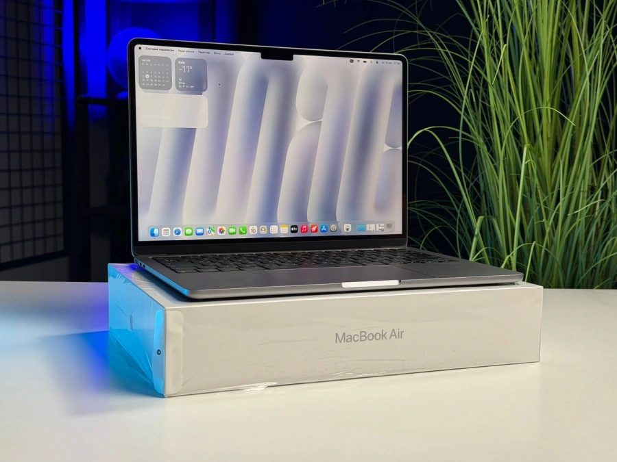 ВЖИВАНИЙ Б/У MDM❗️ MacBook Air 13.6" Space Gray 2022 (MLXX3) (Корпоративная версия⚠️) - Состояние: хороший | Аккумулятор: 93% | Комплектация: полный | Гарантия: 3 мес.