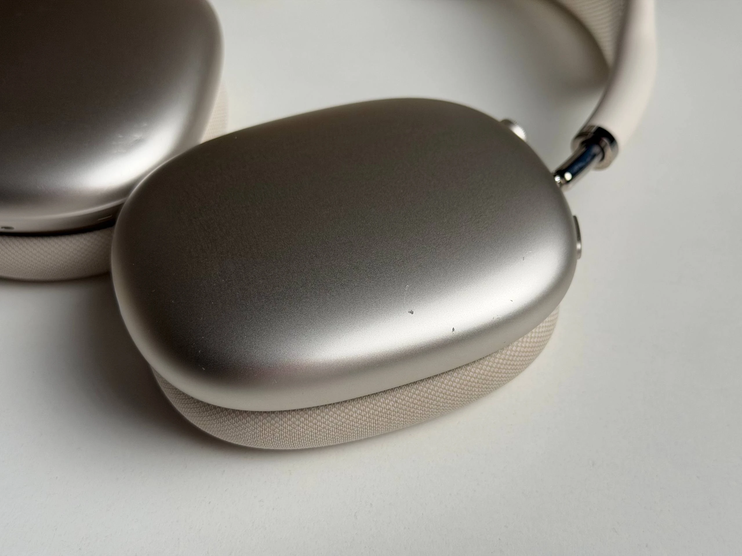 ВЖИВАНИЙ Б/У Навушники Apple AirPods Max [USB-C] 2024 - Starlight (MWW53) - Стан: гарний | Акумулятор: 100% | Комплектація: повний | Гарантія: 6 міс.