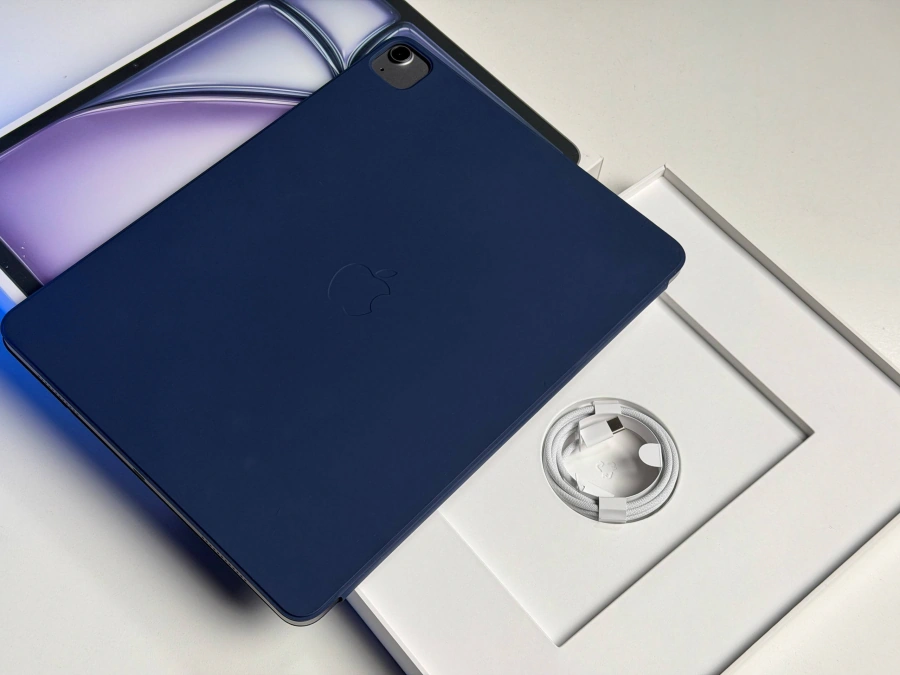 ВІТРИННИЙ Планшет Apple iPad Air 13'' M3 2025 Wi-Fi 256GB Space Gray (MCNN4) - Стан: ідеальний | Акумулятор: 100% | Комплектація: повний + чохол | Гарантія: 3 міс.