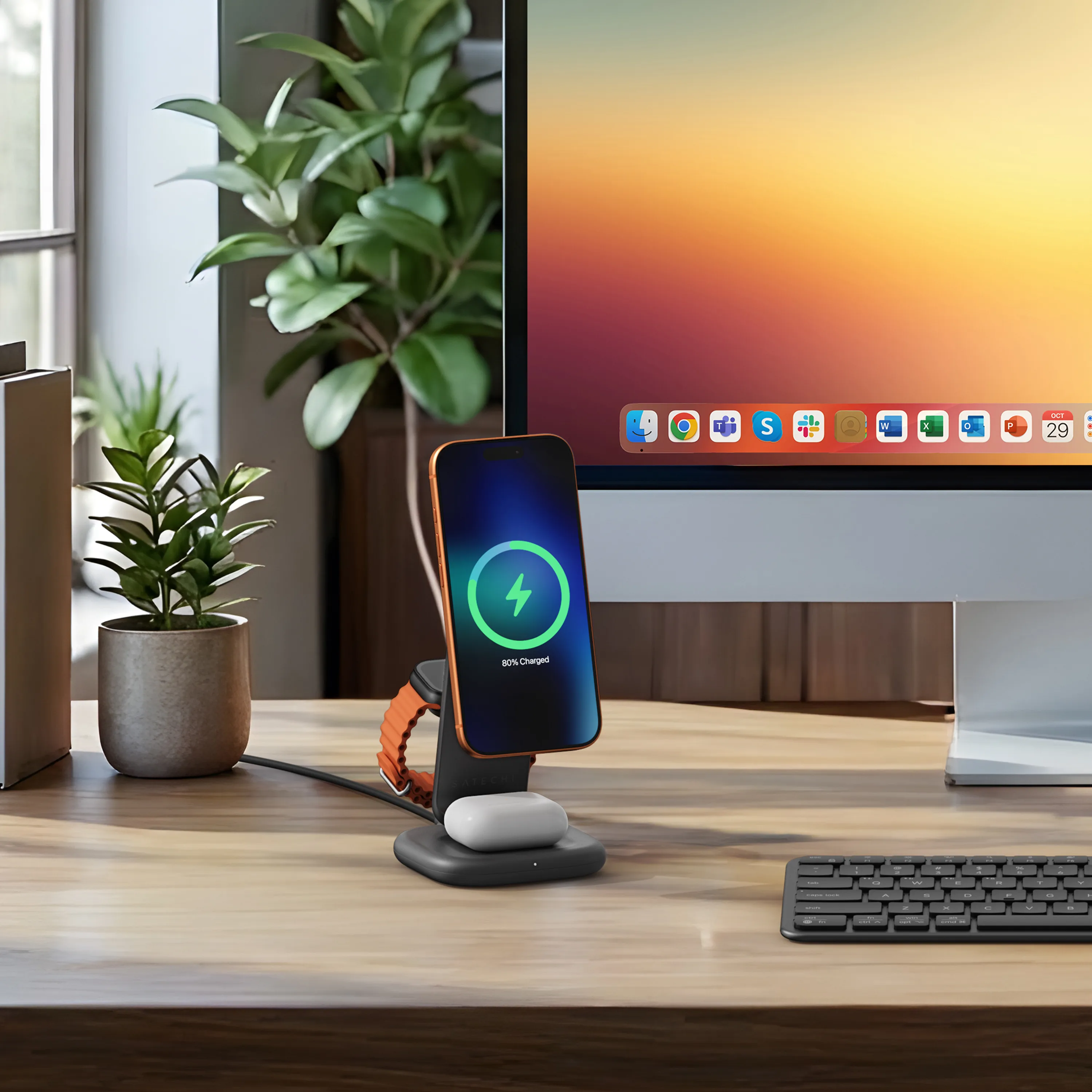 Беспроводное зарядное устройство с функцией сборки Satechi 3-in-1 Foldable Wireless Charging Stand with Qi2 25W (ST-Q25F31C-EA)