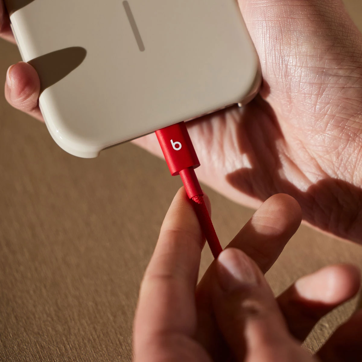 Кабель Beats USB‑C to USB‑C Braided Cable 3 m – Rapid Red (MHX94)