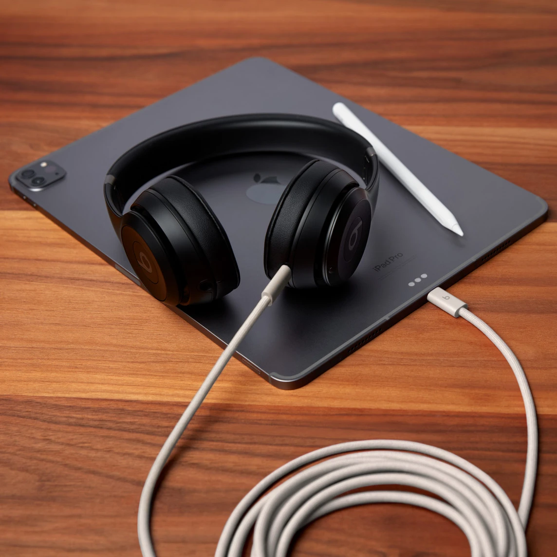 Кабель Beats USB‑C to USB‑C Braided Cable 3 m – Surge Stone (MHX74)