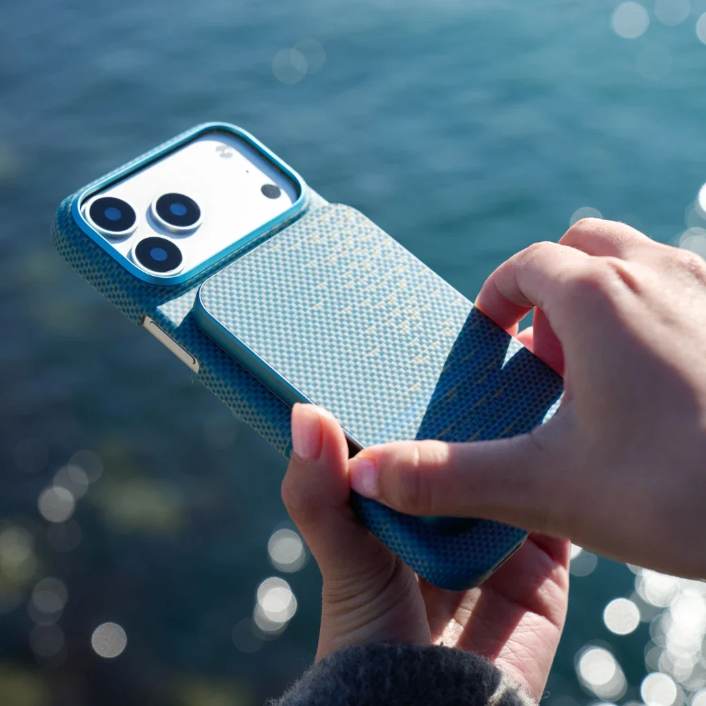 Магнітний павербанк Pitaka Aramid Fiber Magnetic Power Bank Qi2 5000mAh - Lucid Blue