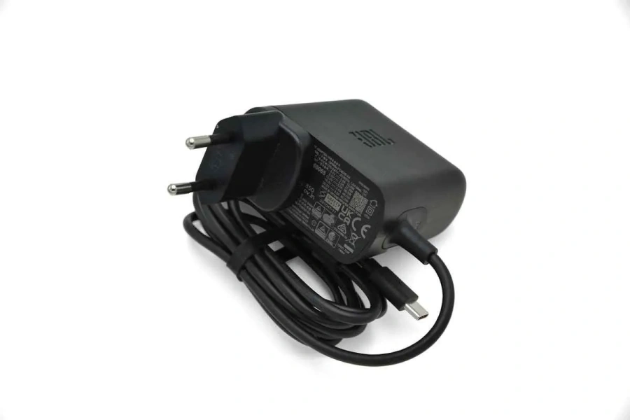 Сетевой адаптер питания JBL Power Adaptor USB-C 60W for JBL Xtreme 4/3 (JBLXTREMEADPTEU)