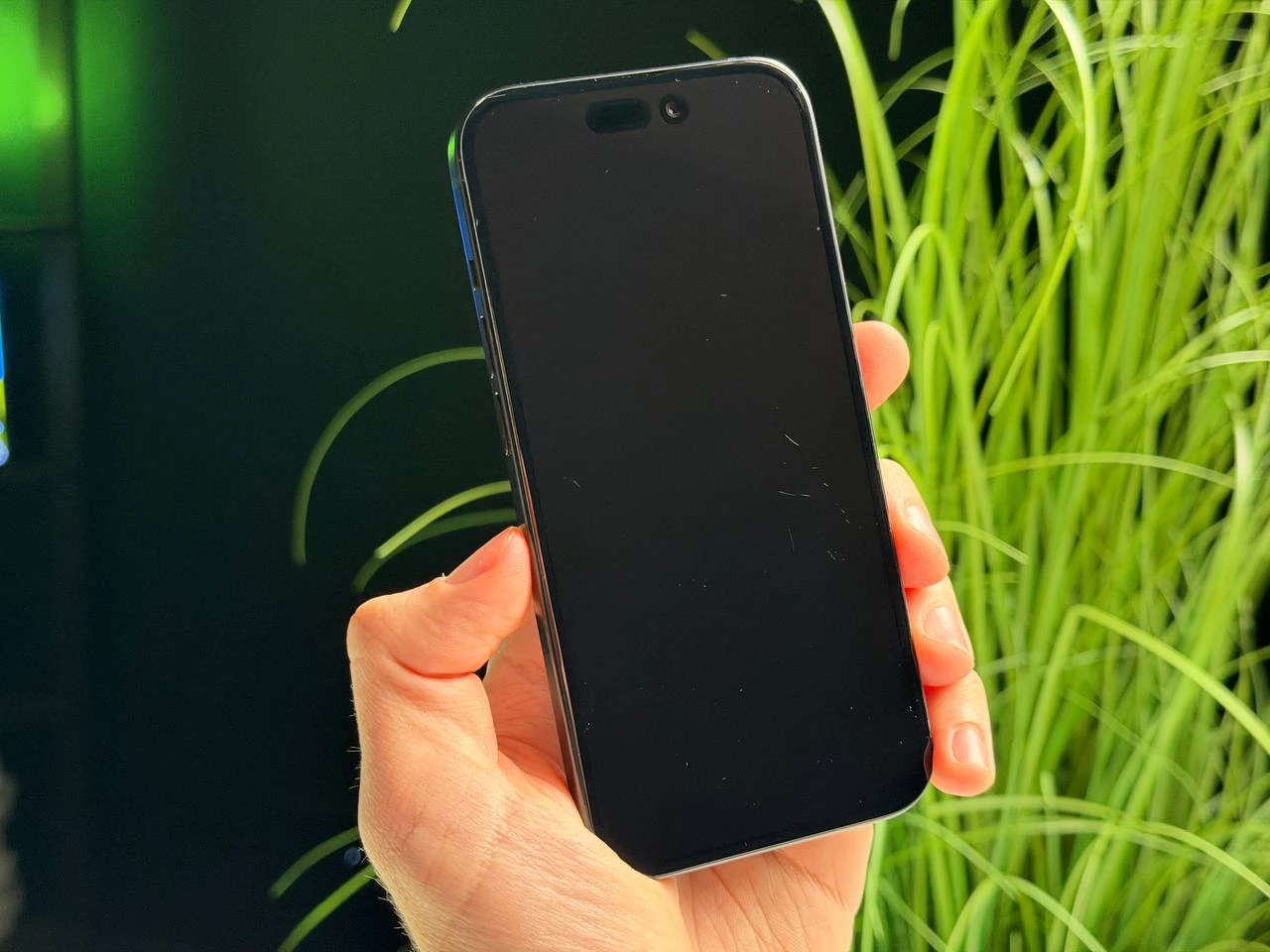 ВЖИВАНИЙ Б/У Apple iPhone 15 256GB Black eSim (MTM43) - Стан: гарний | Акумулятор: 99% | Комплектація: повний | Гарантія: 3 міс.