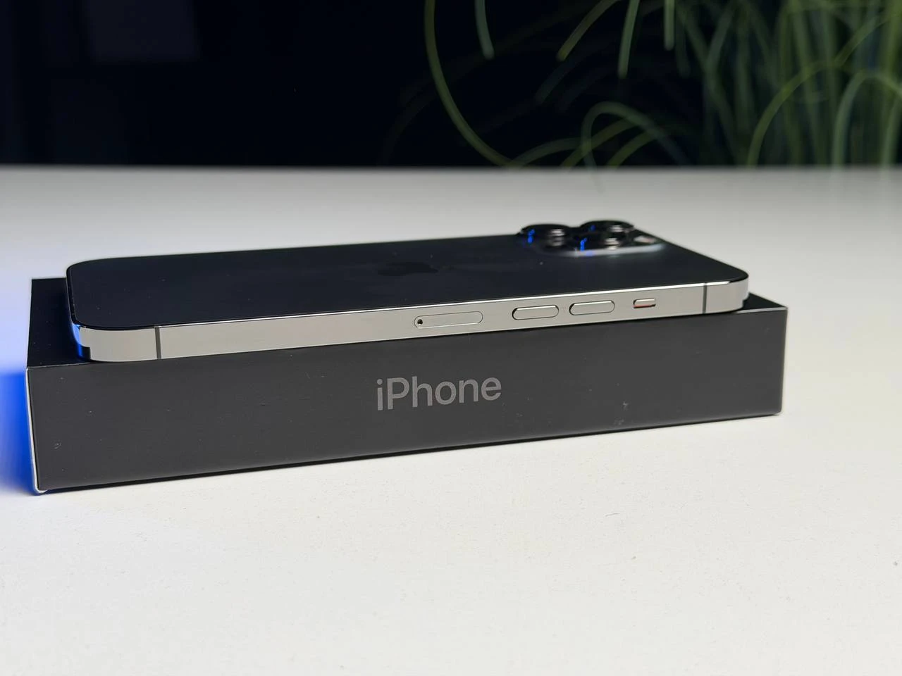 ВЖИВАНИЙ Б/У Apple iPhone 13 Pro Max 128GB Graphite (MLKL3, MLL63) - Состояние: хороший | Аккумулятор: 87% | Комплектация: полный | Гарантия: 3 мес.