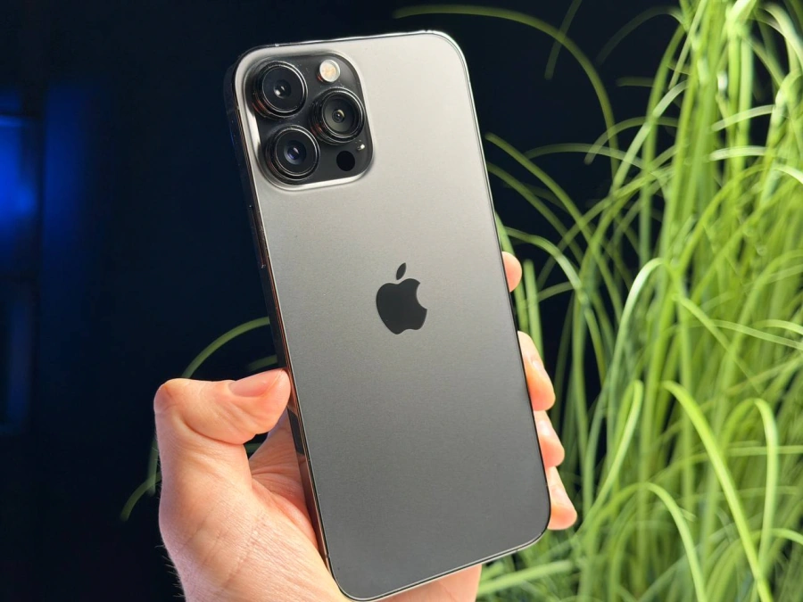 ВЖИВАНИЙ Б/У Apple iPhone 13 Pro Max 256GB Graphite (MLKR3, MLLA3) - Стан: гарний | Акумулятор: 100% | Комплектація: iPhone, кабель | Гарантія: 3 міс.