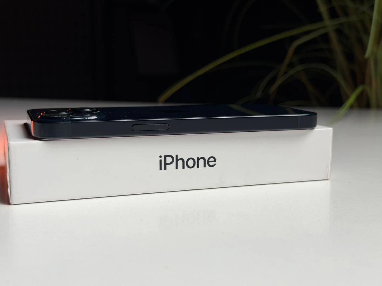 ВЖИВАНИЙ Б/У Apple iPhone 14 128GB Midnight (MPUF3) - Состояние: хороший | Аккумулятор: 88% | Комплектация: полный | Гарантия: 3 мес.