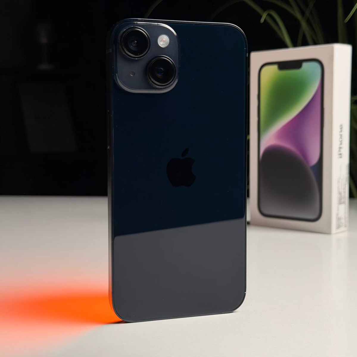 ВЖИВАНИЙ Б/У Apple iPhone 14 128GB Midnight (MPUF3) - Состояние: хороший | Аккумулятор: 88% | Комплектация: полный | Гарантия: 3 мес.