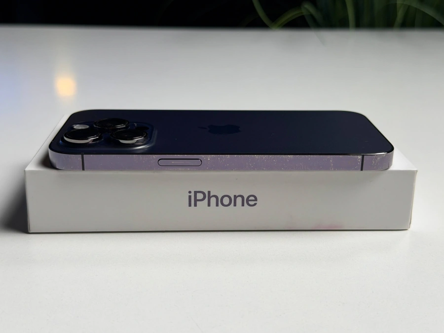 ВЖИВАНИЙ Б/У Apple iPhone 14 Pro 128GB Deep Purple (MQ0G3) - Стан: гарний | Акумулятор: 100% | Комплектація: повний | Гарантія: 3 міс.