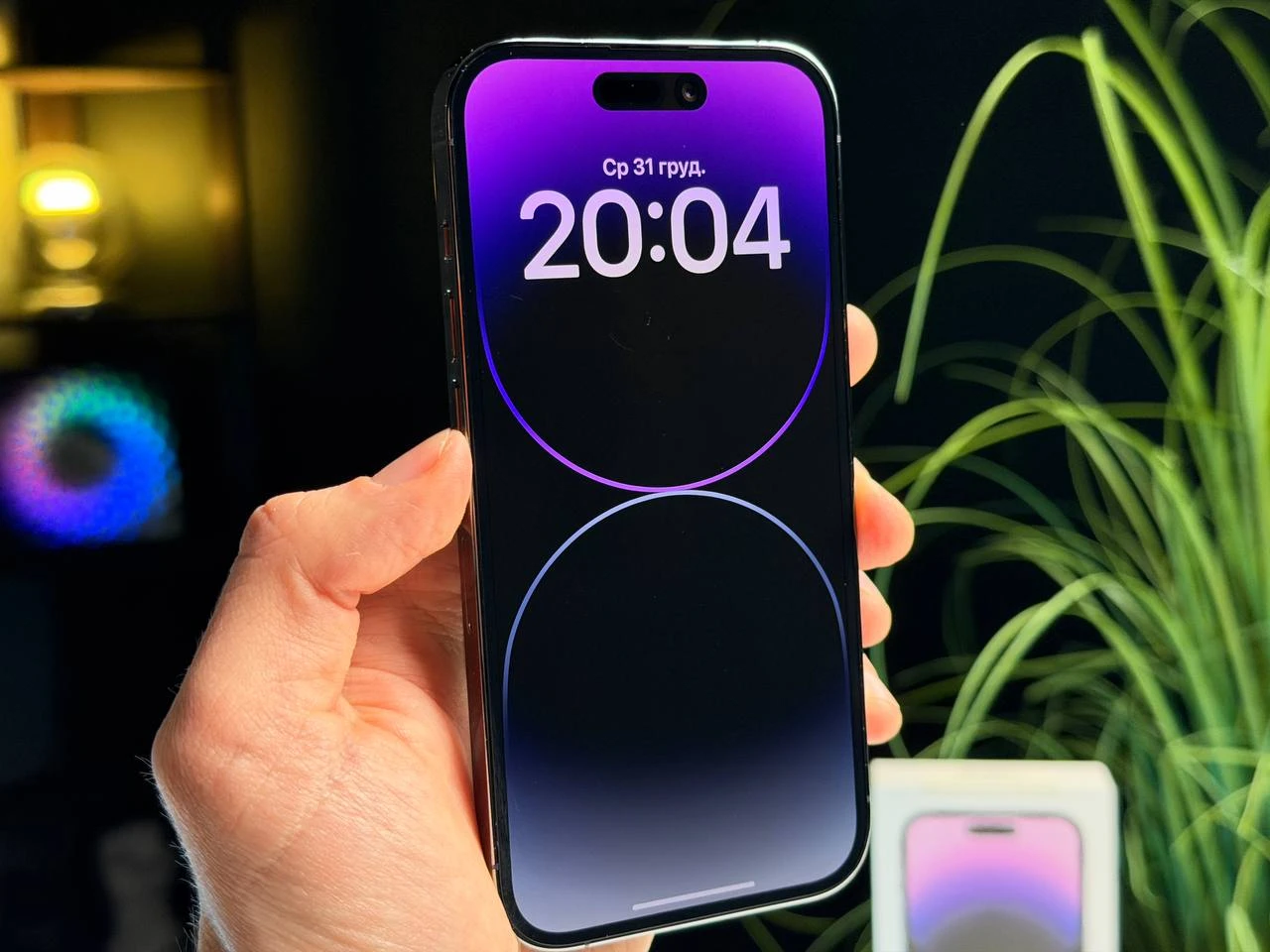 ВЖИВАНИЙ Б/У Apple iPhone 14 Pro 256GB Deep Purple (MQ1F3) - Состояние: хороший | Аккумулятор: 100% | Комплектация: полный | Гарантия: 3 мес.