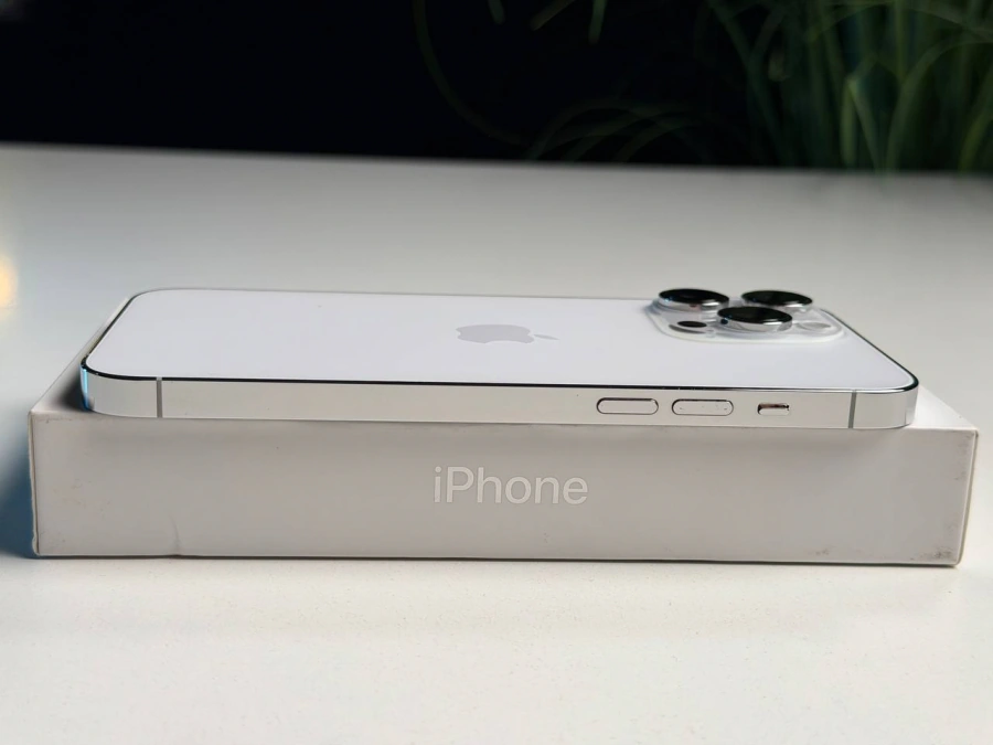ВЖИВАНИЙ Б/У Apple iPhone 14 Pro Max 128GB Silver eSim (MQ8P3) - Состояние: хороший | Аккумулятор: 100% | Комплектация: полный | Гарантия: 3 мес.