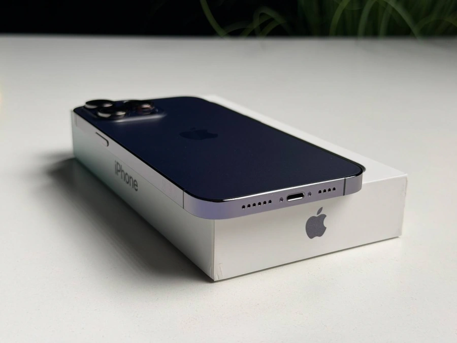 ВЖИВАНИЙ Б/У Apple iPhone 14 Pro Max 256GB Deep Purple (MQ9X3) - Состояние: хороший | Аккумулятор: 100% | Комплектация: полный | Гарантия: 3 мес.