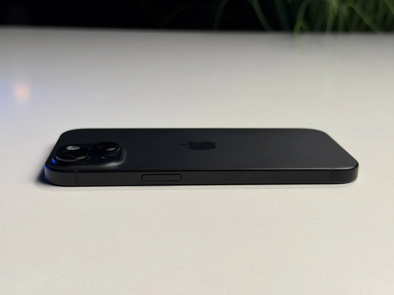 ВЖИВАНИЙ Б/У Apple iPhone 15 256GB Black (MTP63) - Состояние: хороший | Аккумулятор: 89% | Комплектация: полный | Гарантия: 3 мес.