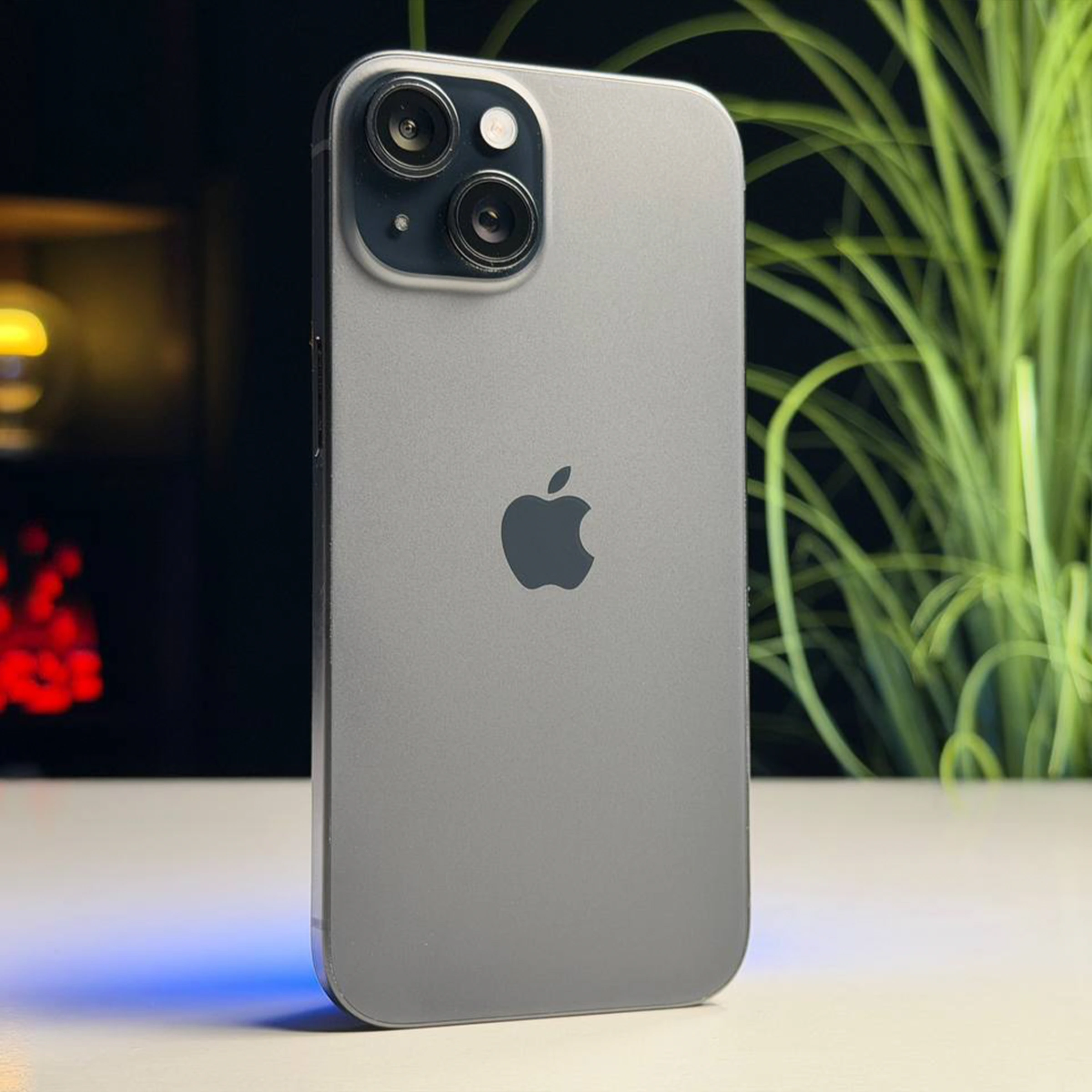 ВЖИВАНИЙ Б/У Apple iPhone 15 256GB Black (MTP63) - Состояние: хороший | Аккумулятор: 89% | Комплектация: полный | Гарантия: 3 мес.