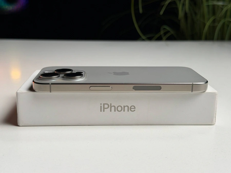 ВЖИВАНИЙ Б/У Apple iPhone 15 Pro 128GB Natural Titanium eSim (MTQP3) - Состояние: хороший | Аккумулятор: 100% | Комплектация: полный | Гарантия: 3 мес.