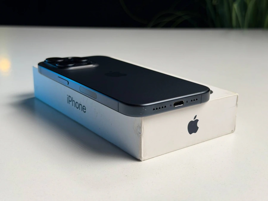 ВЖИВАНИЙ Б/У Apple iPhone 15 Pro 1TB Blue Titanium eSim (MTU63) - Состояние: хороший | Аккумулятор: 100% | Комплектация: полный | Гарантия: 3 мес.