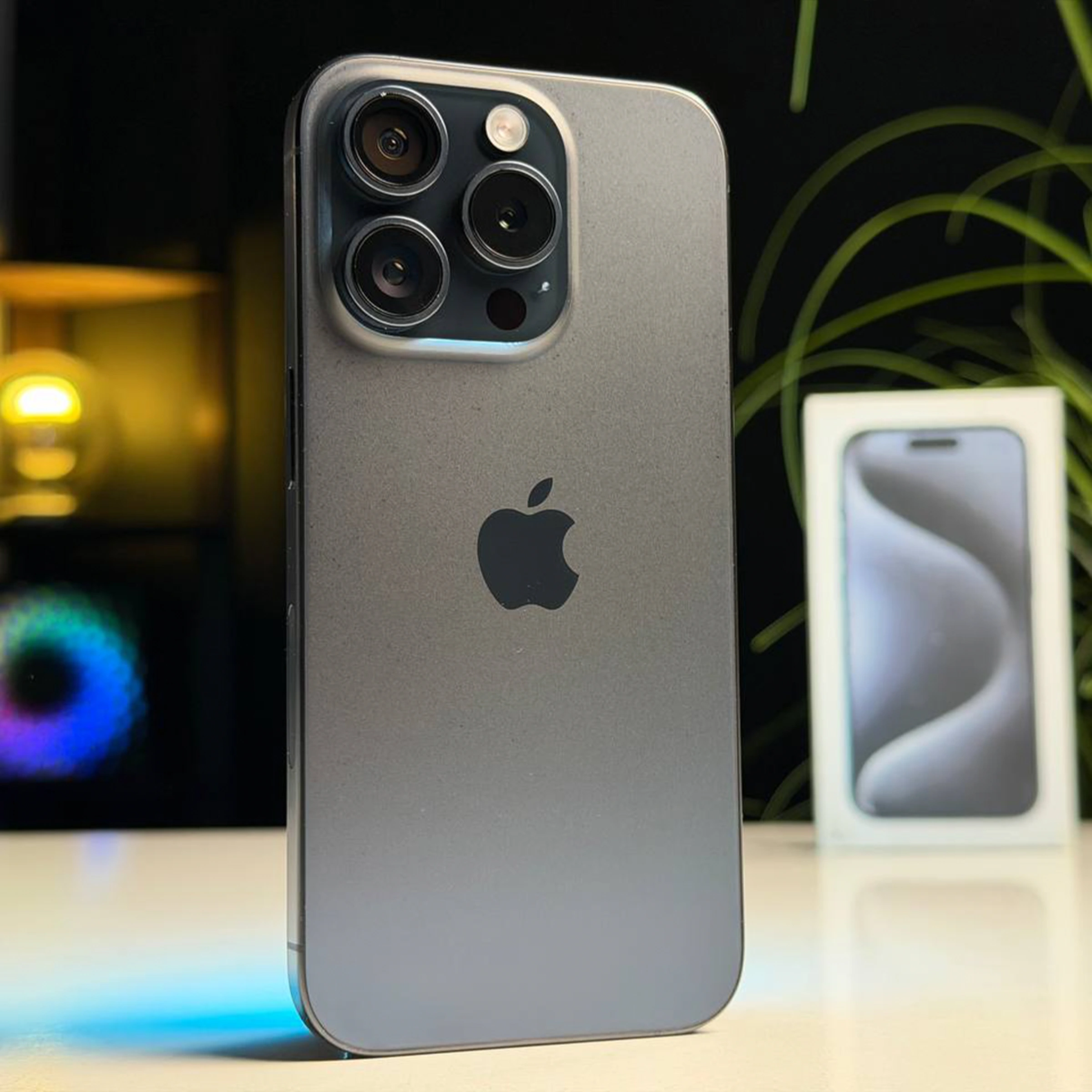 ВЖИВАНИЙ Б/У Apple iPhone 15 Pro 1TB Blue Titanium eSim (MTU63) - Состояние: хороший | Аккумулятор: 100% | Комплектация: полный | Гарантия: 3 мес.