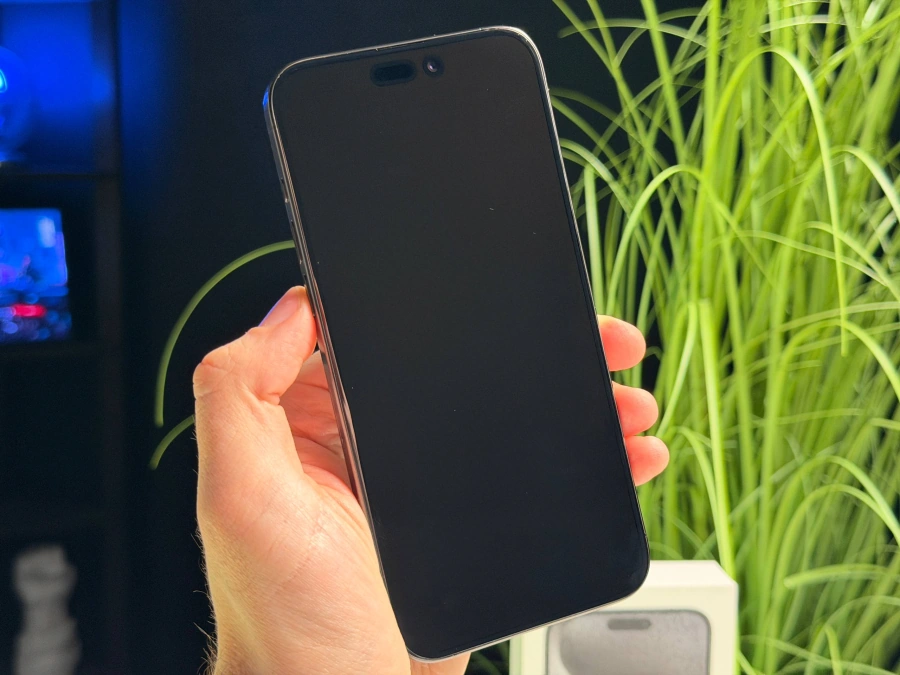 ВЖИВАНИЙ Б/У Apple iPhone 15 Pro Max 256GB Black Titanium (MU773) - Стан: гарний | Акумулятор: 100% | Комплектація: повний | Гарантія: 3 міс.