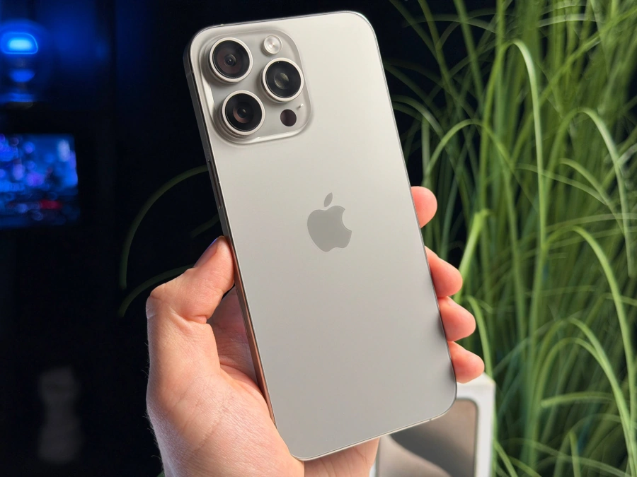 ВЖИВАНИЙ Б/У Apple iPhone 15 Pro Max 256GB Natural Titanium eSim (MU683) - Стан: гарний | Акумулятор: 100% | Комплектація: повний | Гарантія: 3 міс.