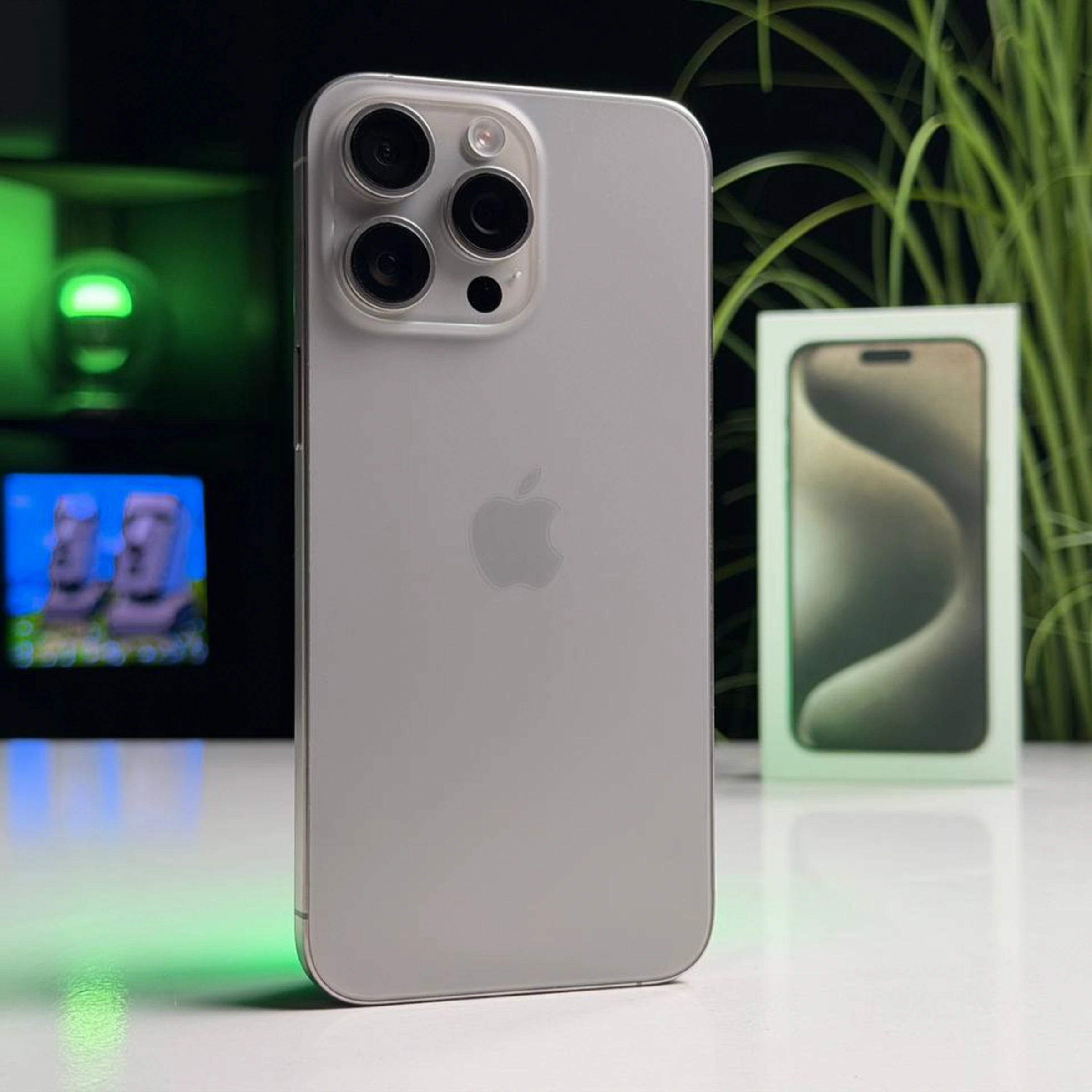 ВЖИВАНИЙ Б/У Apple iPhone 15 Pro Max 256GB Natural Titanium (MU793) - Состояние: идеальный | Аккумулятор: 86% | Комплектация: полный | Гарантия: 3 мес.