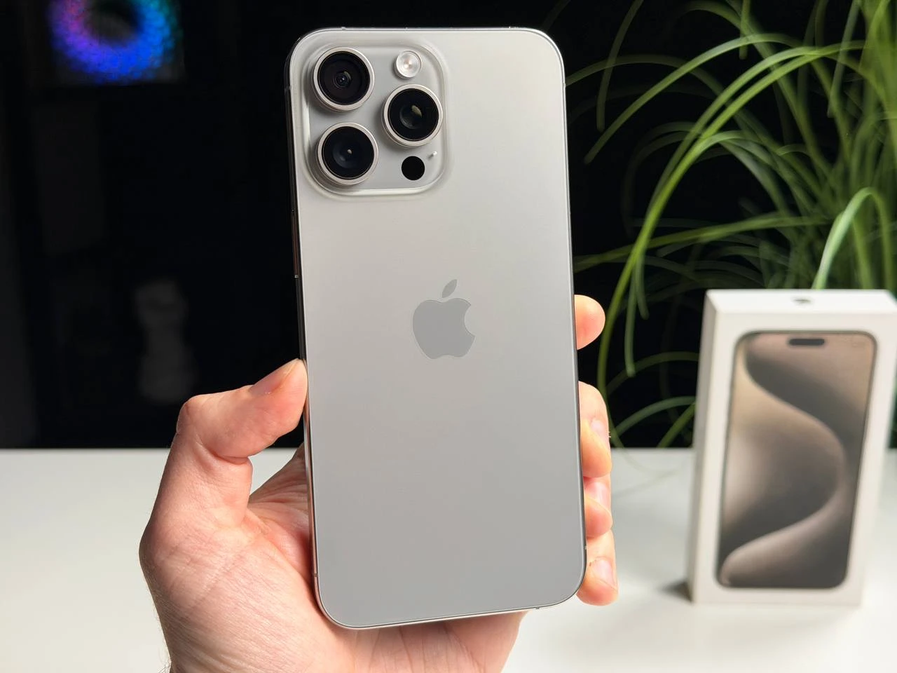 ВЖИВАНИЙ Б/У Apple iPhone 15 Pro Max 512GB Natural Titanium (MU7E3) - Состояние: хороший | Аккумулятор: 100% | Комплектация: полный | Гарантия: 3 мес.