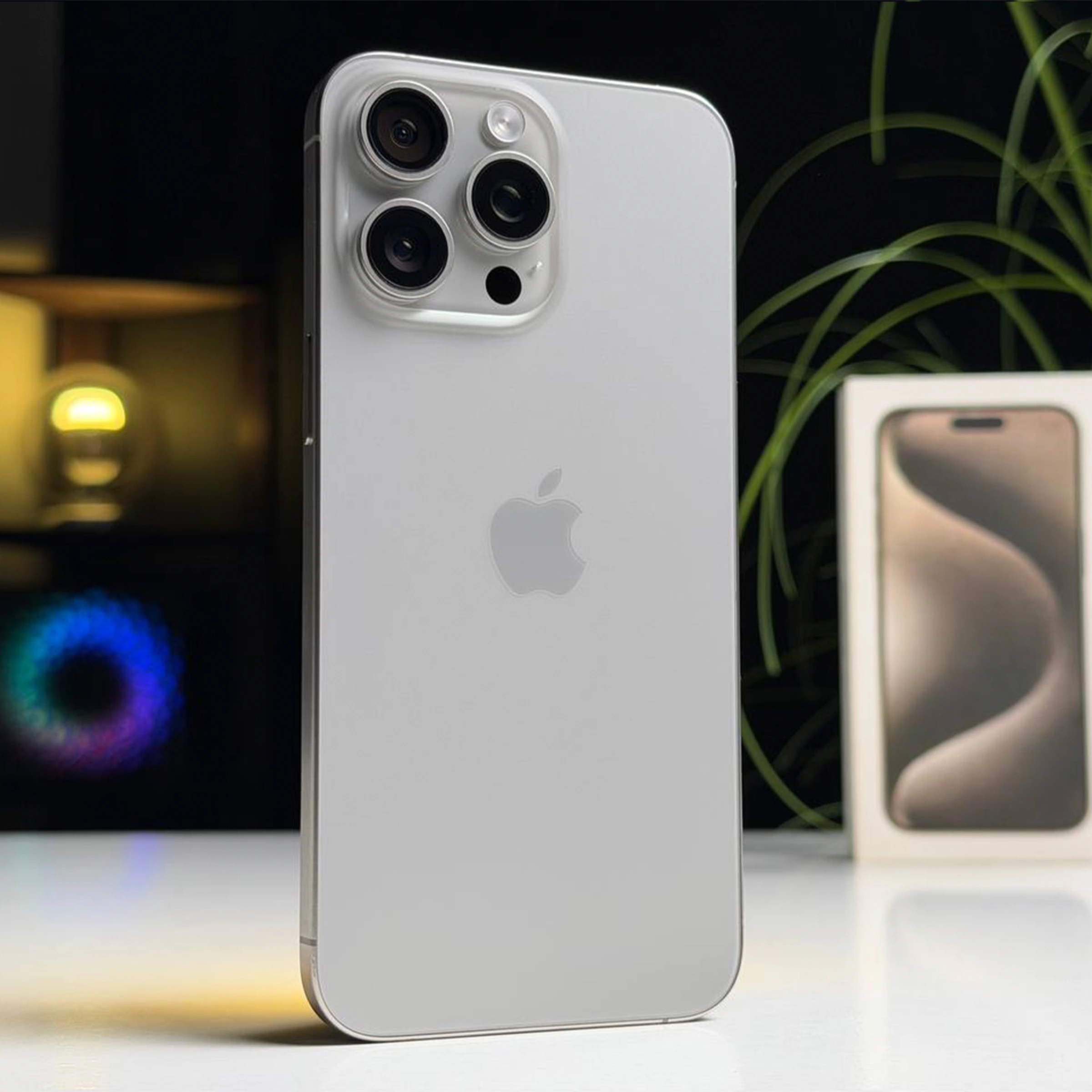 ВЖИВАНИЙ Б/У Apple iPhone 15 Pro Max 512GB Natural Titanium (MU7E3) - Состояние: хороший | Аккумулятор: 100% | Комплектация: полный | Гарантия: 3 мес.