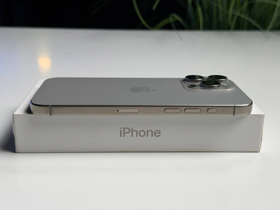 ВЖИВАНИЙ Б/У Apple iPhone 15 Pro Max 512GB Natural Titanium (MU7E3) - Стан: гарний | Акумулятор: 100% | Комплектація: повний | Гарантія: 3 міс.