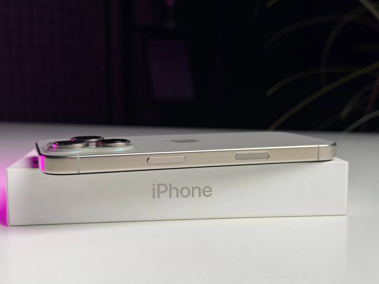 ВЖИВАНИЙ Б/У Apple iPhone 16 Pro 128GB Natural Titanium (MYNG3) - Состояние: хороший | Аккумулятор: 91% | Комплектация: полный | Гарантия: 3 мес.