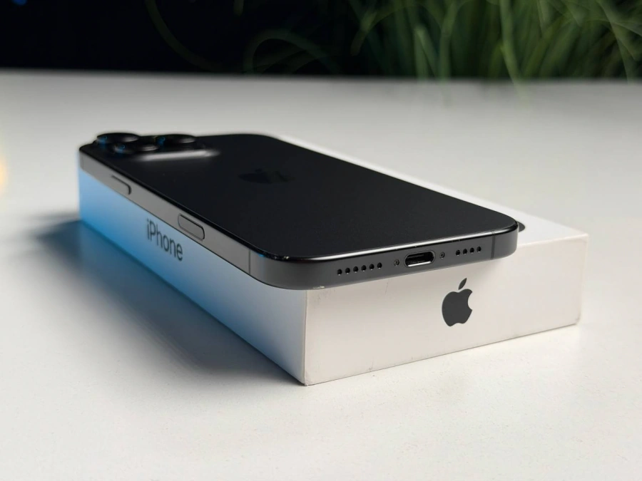 ВЖИВАНИЙ Б/У Apple iPhone 16 Pro Max 512GB Black Titanium (MYX03) - Стан: гарний | Акумулятор: 91% | Комплектація: повний | Гарантія: 3 міс.